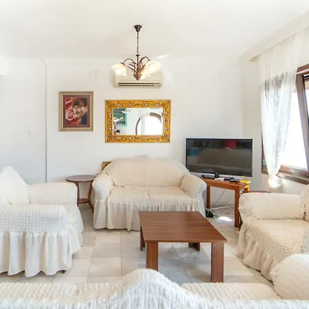 Sea View House W Garden And Balcony 8 Min To Beach Ξενοδοχείο