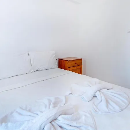 Sea View House W Garden And Balcony 8 Min To Beach Ξενοδοχείο